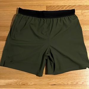 Fabletics Fundamental short (lined) NWOT